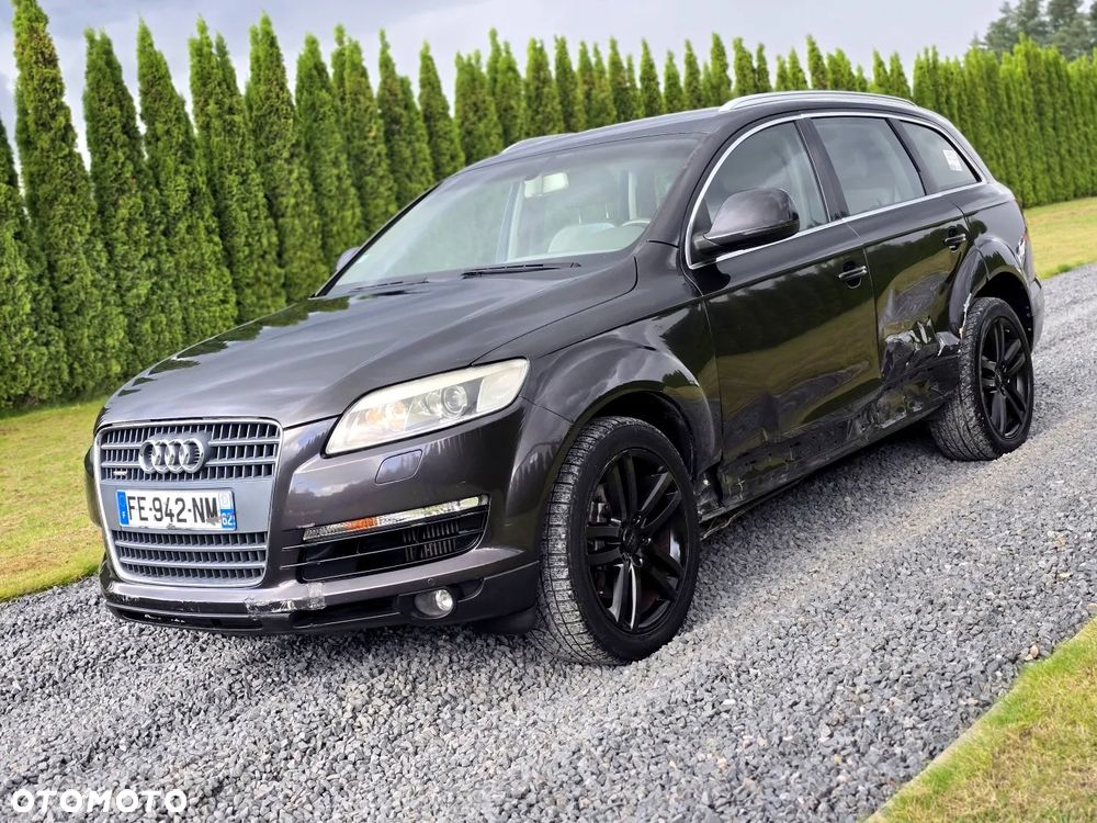 Audi Q7 3.0 TDI DPF quattro tiptronic
