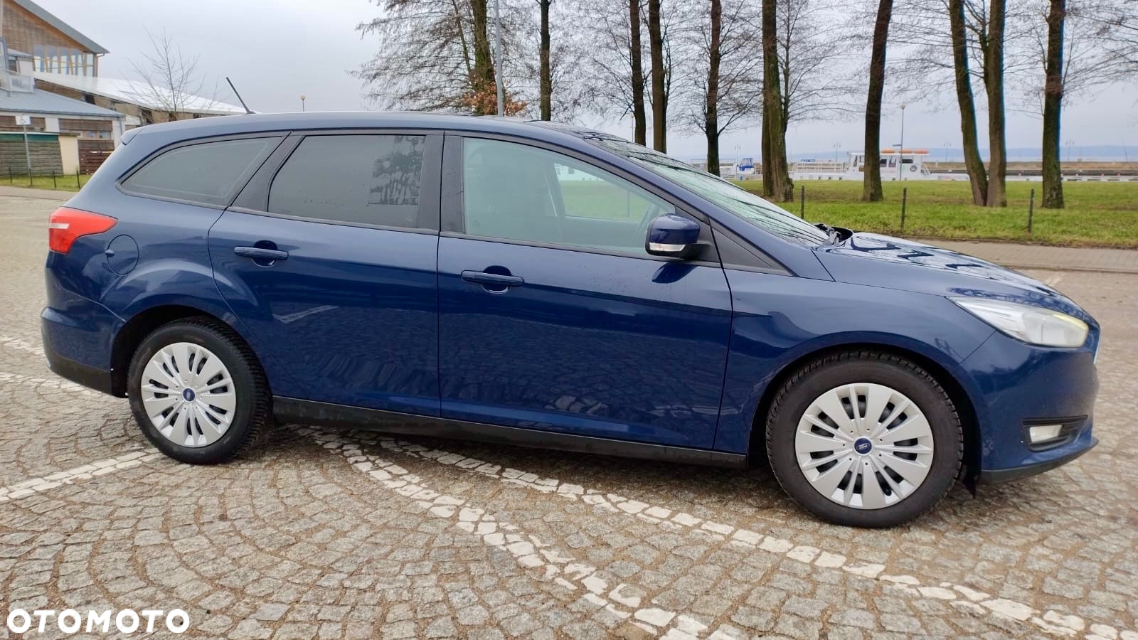 Ford Focus 1.5 TDCi SYNC Edition - 3