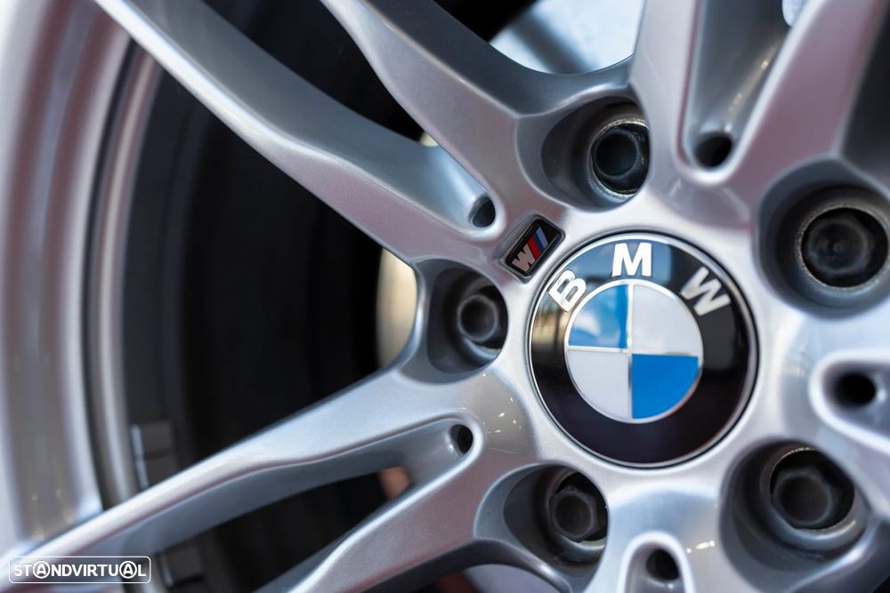 BMW 320 d Blue Performance Sport Line - 6