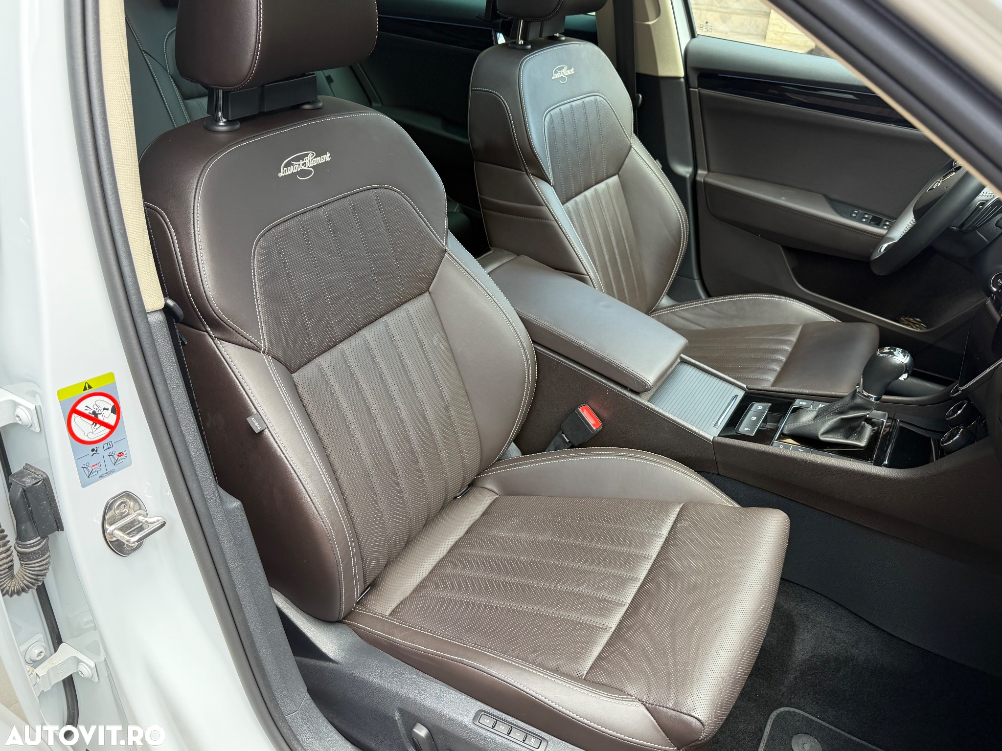Skoda Superb 2.0 TSI 4X4 DSG Laurin & Klement - 12