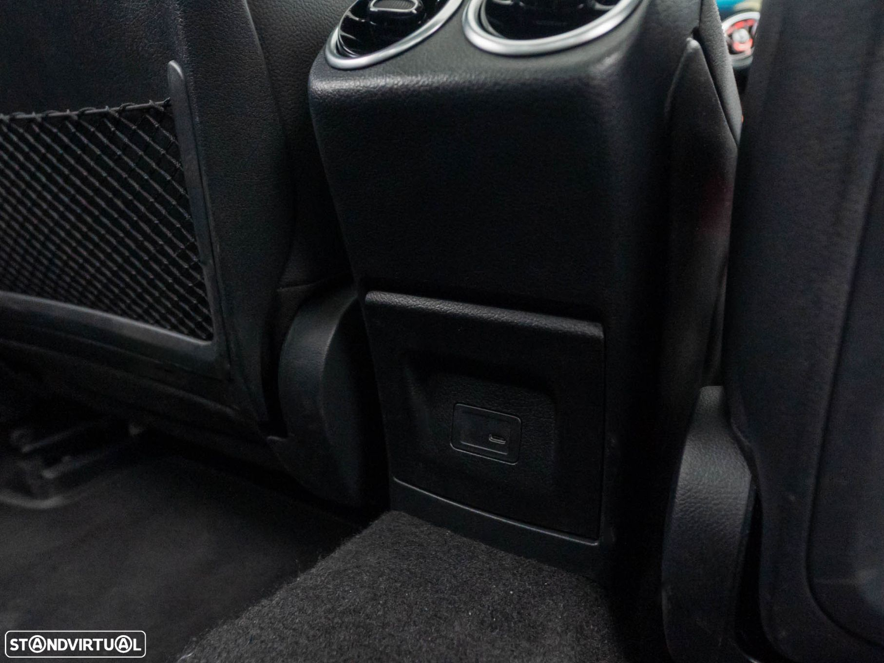 Mercedes-Benz CLA 200 AMG Line Aut. - 40