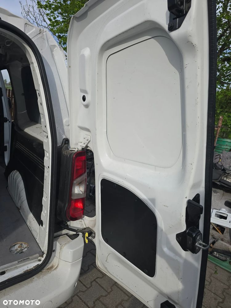 Opel COMBO Cargo Maxi L2 - 9
