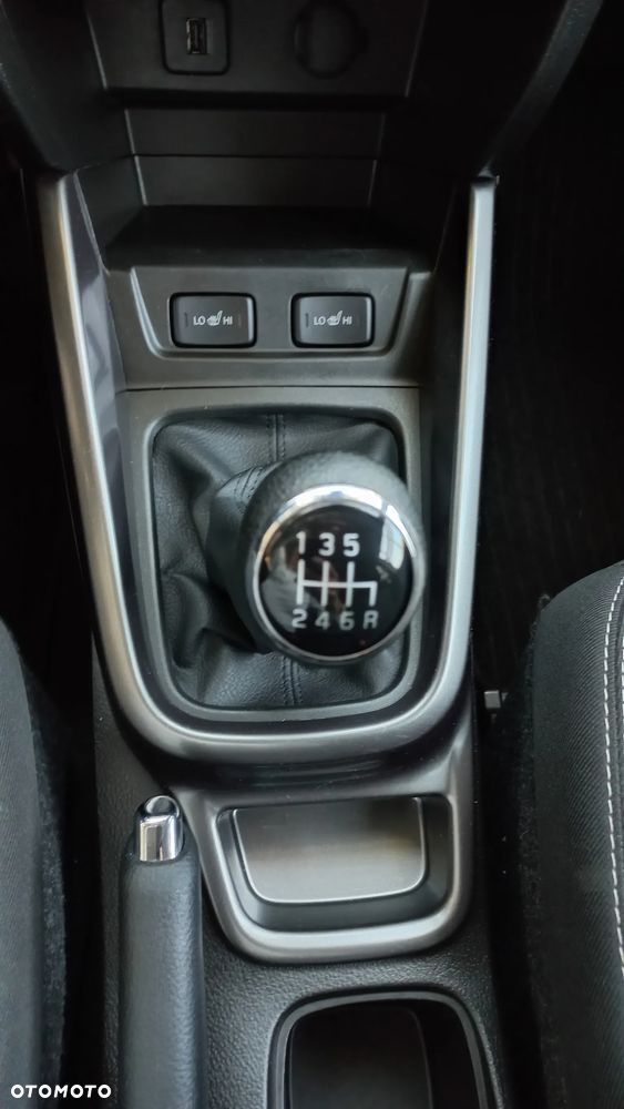 Suzuki Vitara 1.4 Boosterjet SHVS Premium 2WD - 23