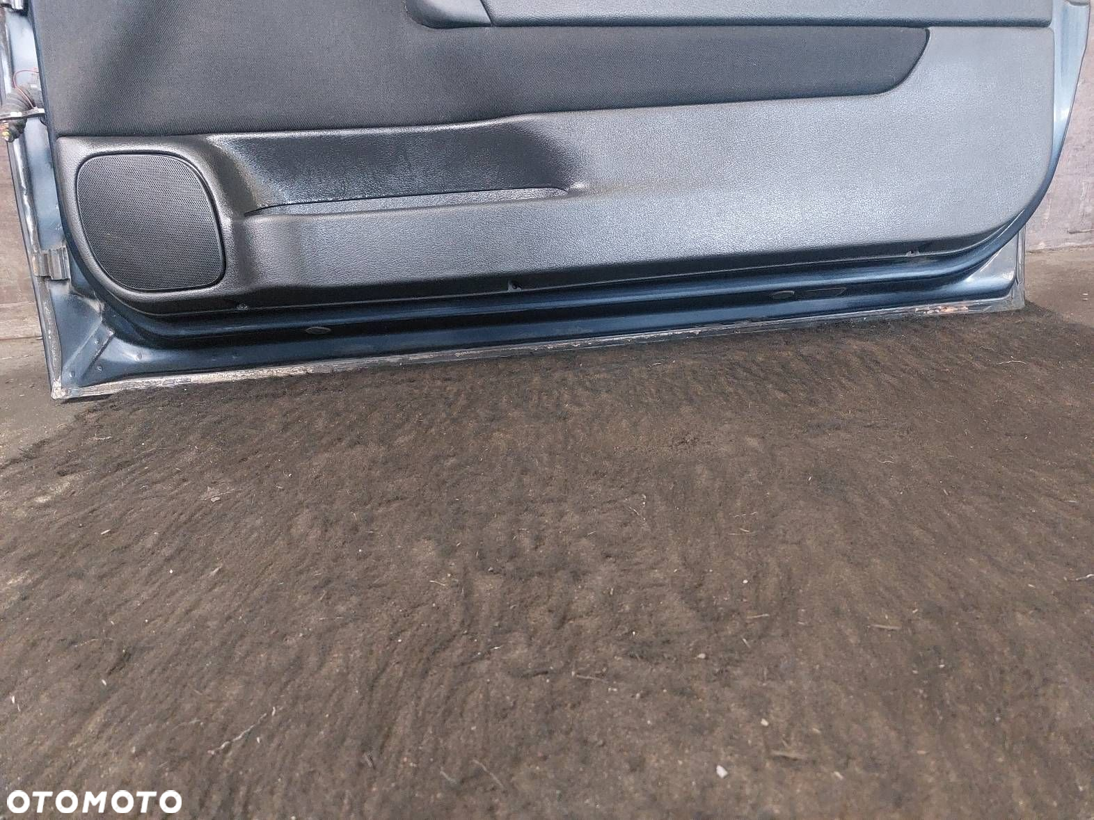 DRZWI KOMPLETNE PRAWY PRZÓD ASTRA G BERTONE Z20H - 2