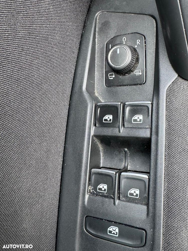 Volkswagen Tiguan 2.0 TDI SCR DSG Life - 33