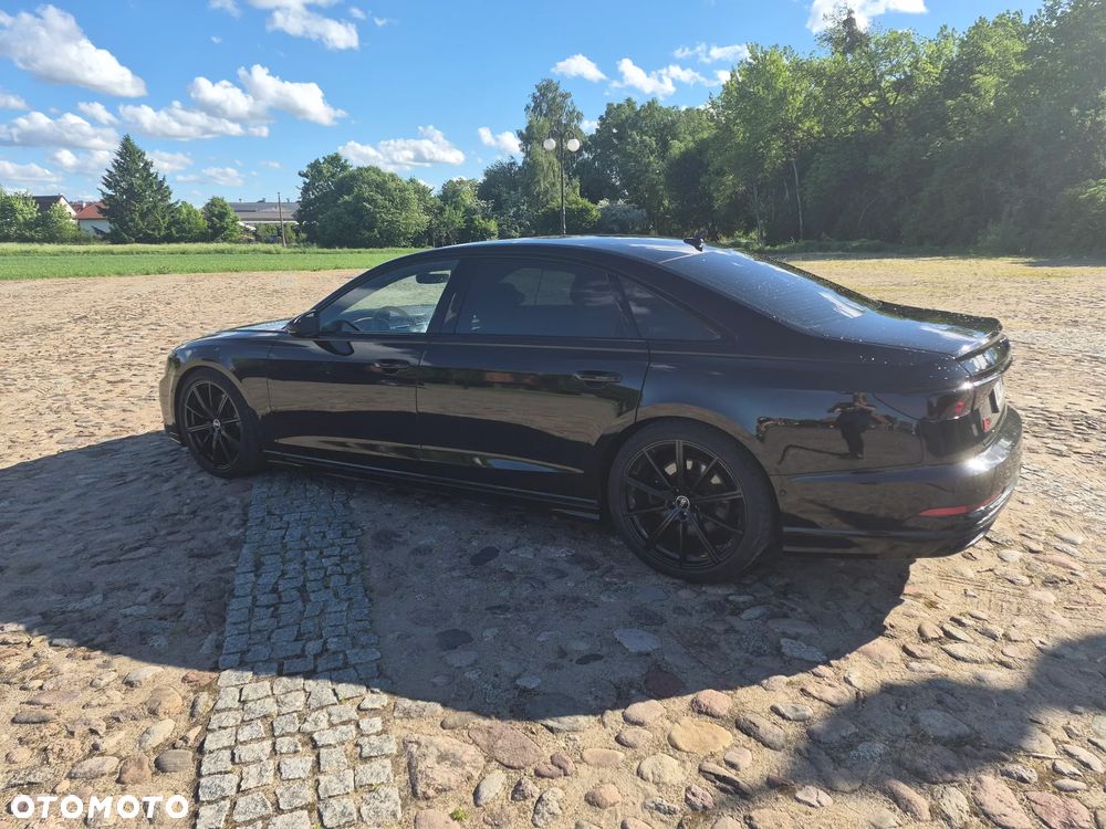 Audi A8 - 9