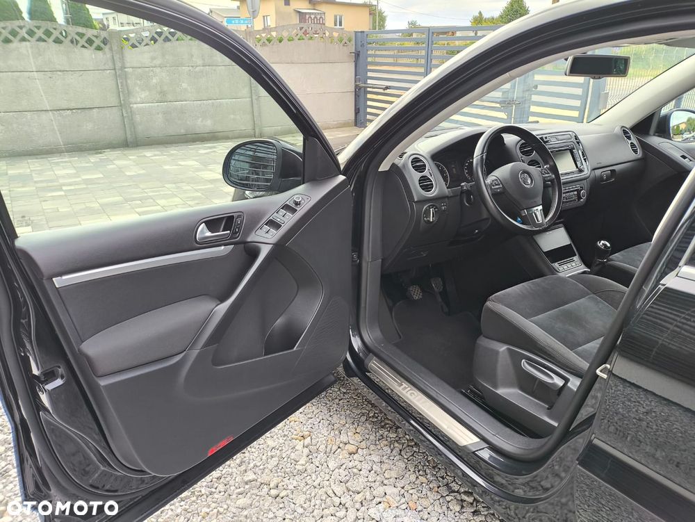 Volkswagen Tiguan - 11