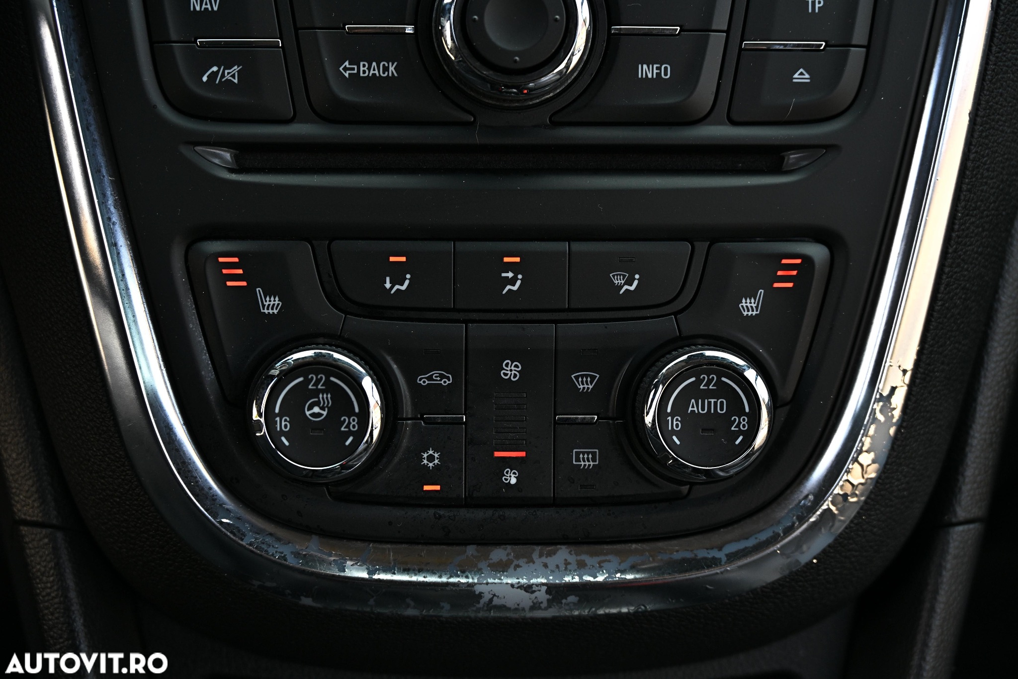 Opel Mokka 1.6 CDTI ECOFLEX Start/Stop 4x4 Color Edition - 13
