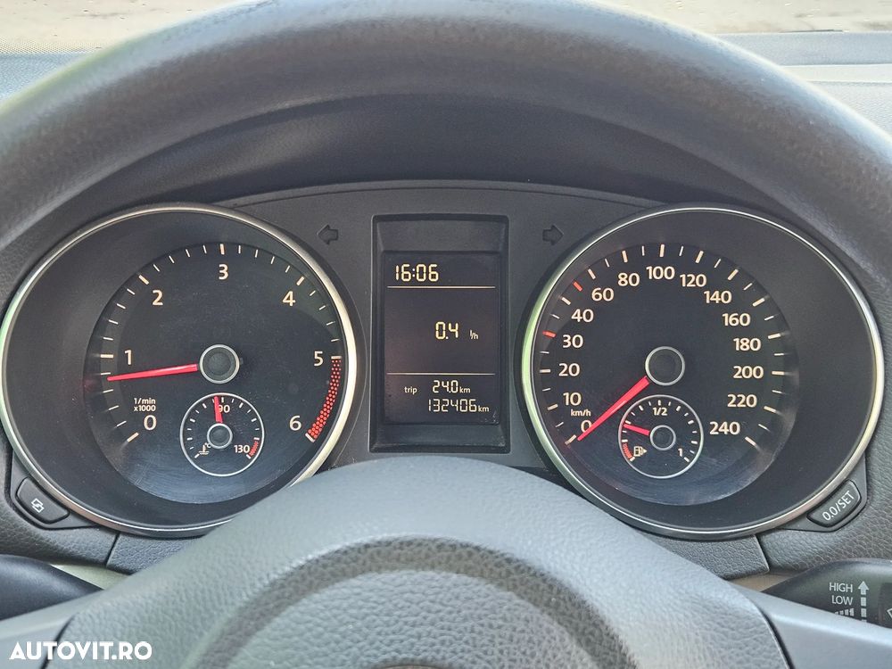 Volkswagen Golf 1.6 TDI BlueMotion Technology DPF Comfortline - 11