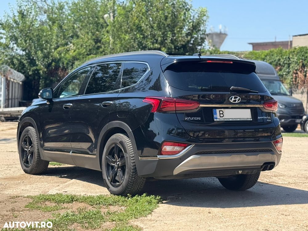 Hyundai Santa Fe 2.2 CRDi 4WD 8AT Luxury - 9