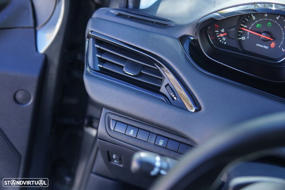 Peugeot 208 1.2 PureTech Style - 33
