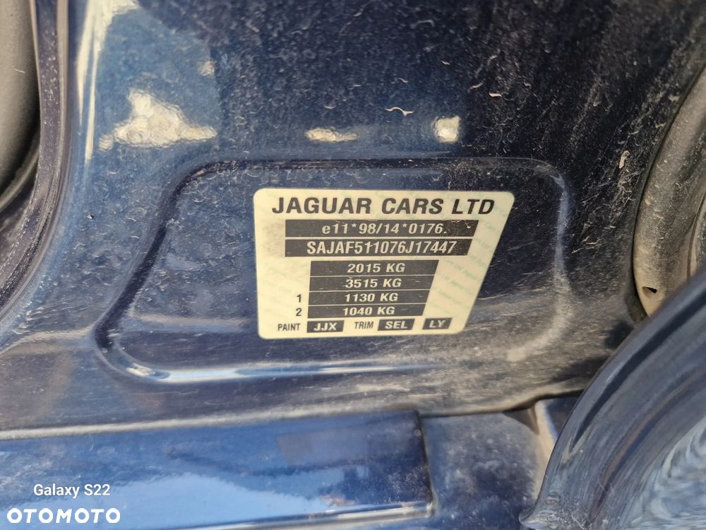Jaguar X-Type 2.0 - 19