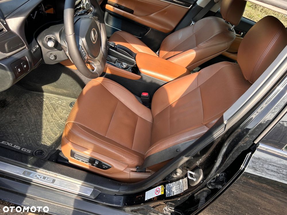 Lexus GS - 7
