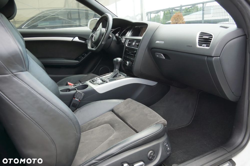 Audi A5 Cabrio - 31