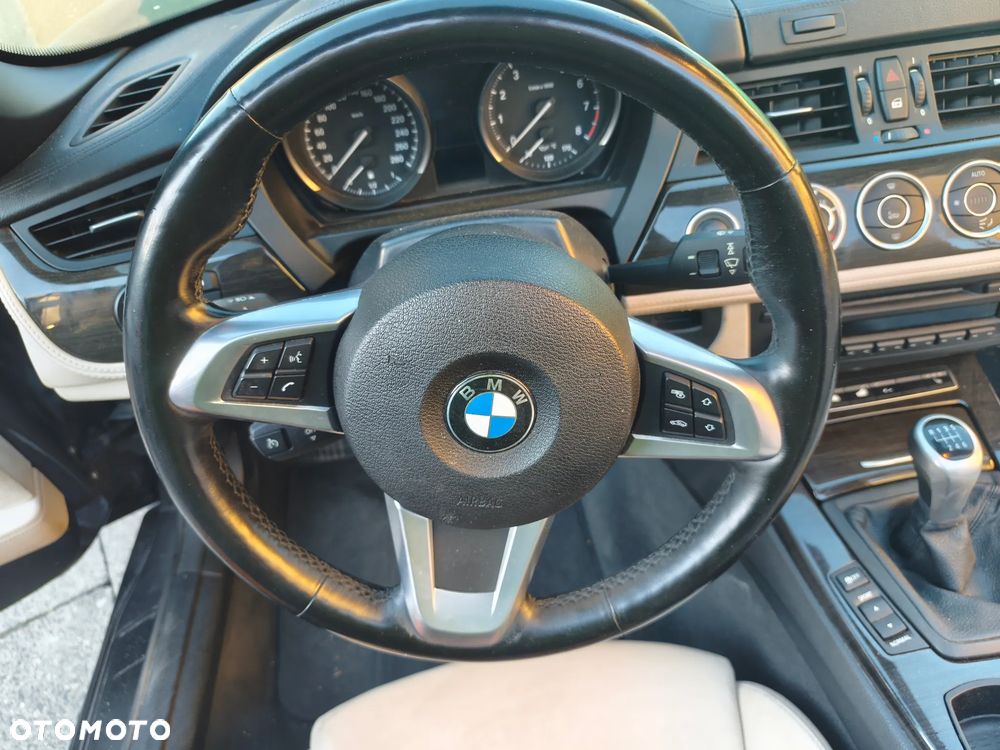 BMW Z4 23i sDrive - 18