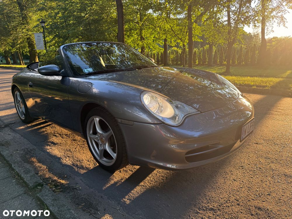 Porsche 911 Carrera - 5