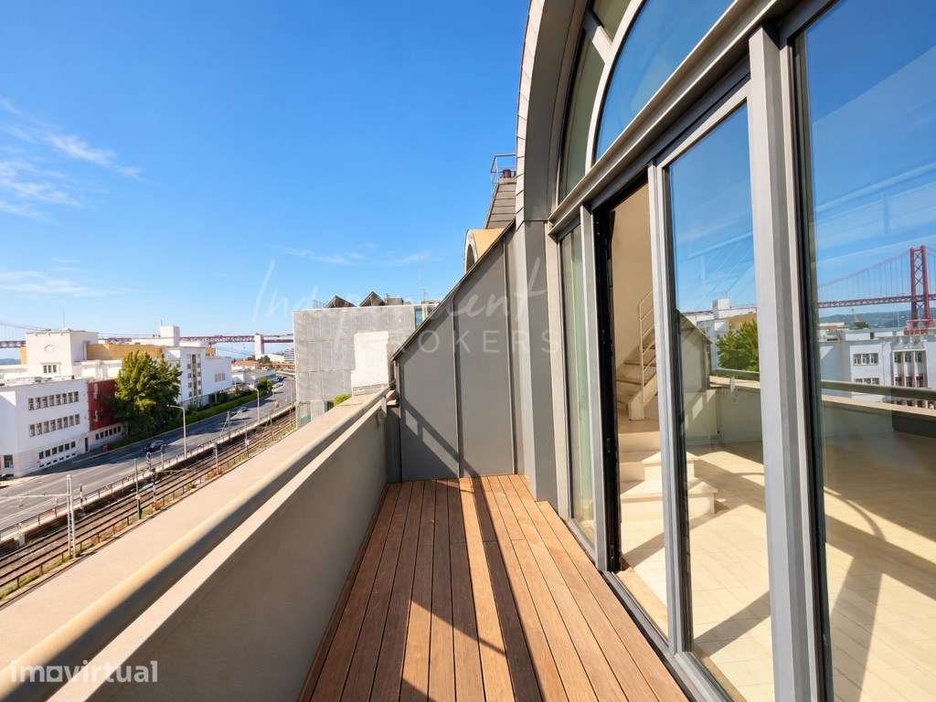 LOFT COM VISTA PARA O RIO TEJO [ESTRELA] - Grande imagem: 5/29