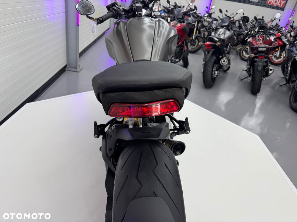 Ducati Diavel - 21
