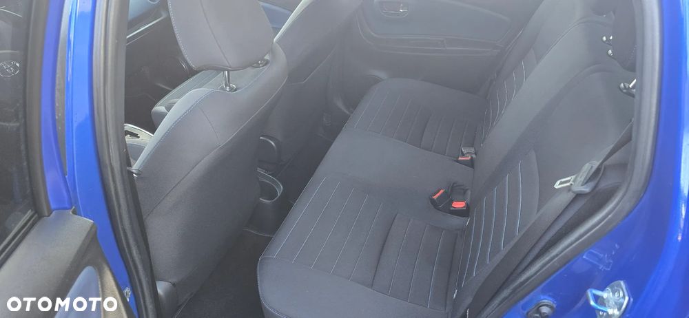 Toyota Yaris Hybrid 100 Selection Passion - 7