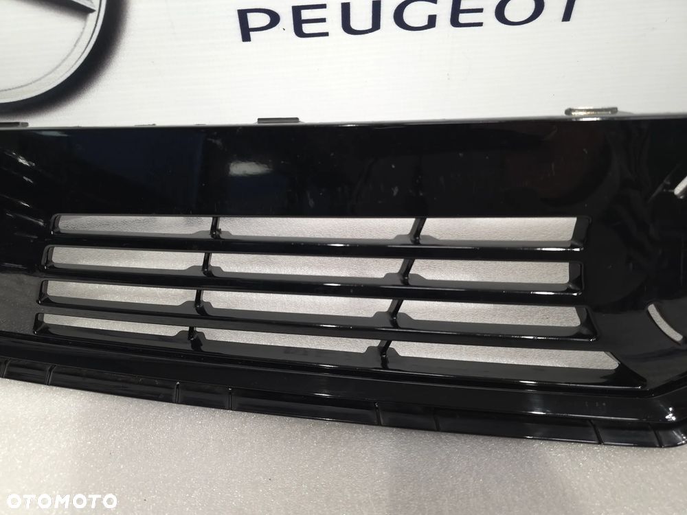 OPEL ASTRA VI 6 L 22- ATRAPA / GRILL PRZEDNI PRZÓD , NR 9839640080 / 9842380780 , NR AUKCJI GL843 - 5