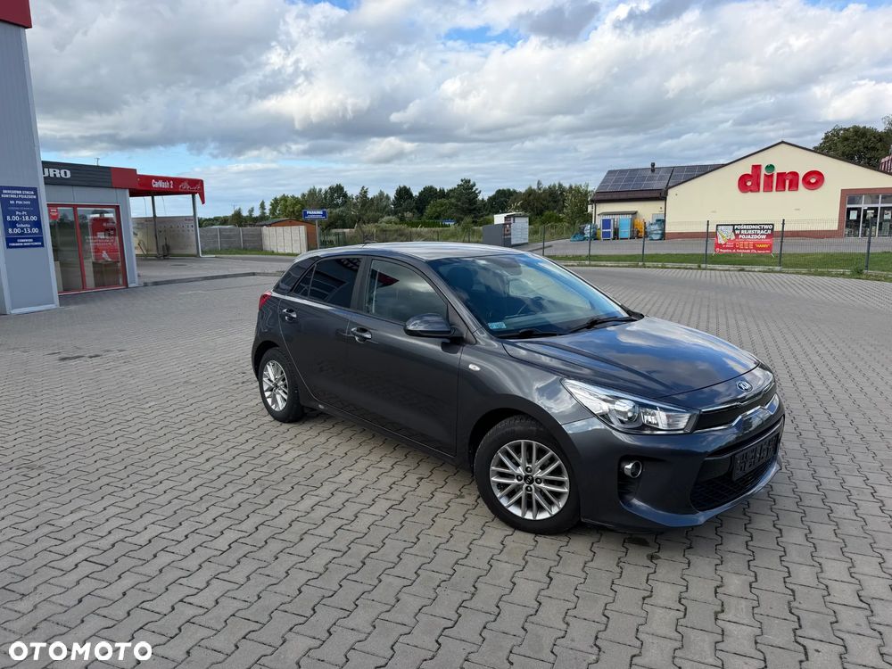 Kia Rio 1.4 L - 9