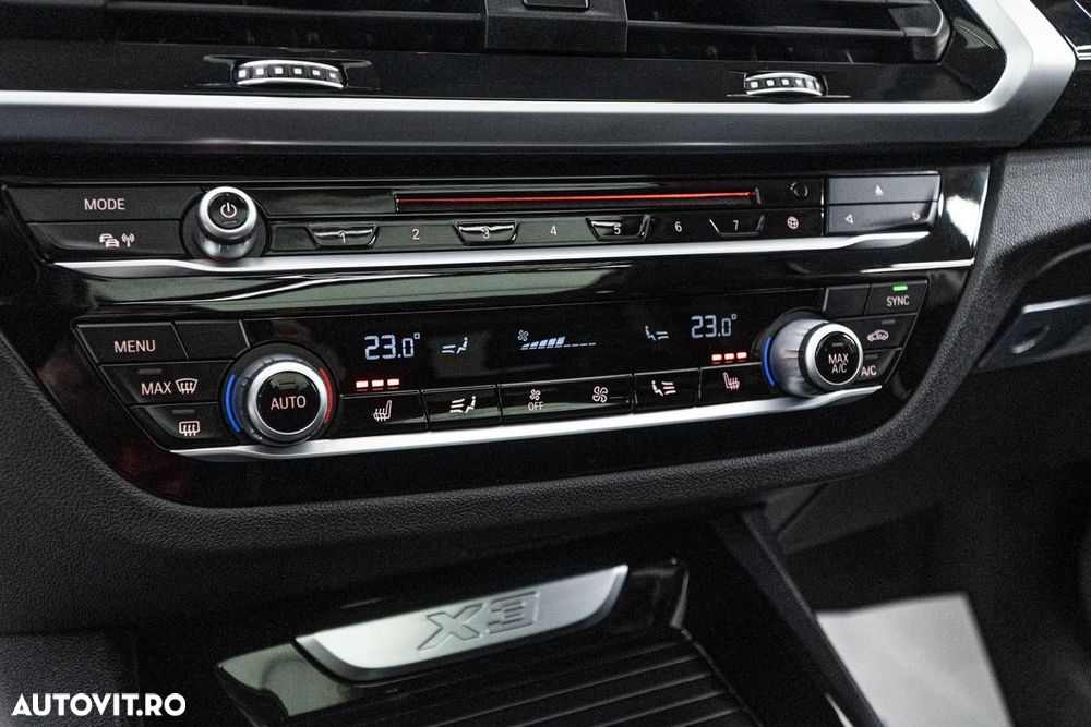 BMW X3 xDrive30i AT Luxury Line - 11