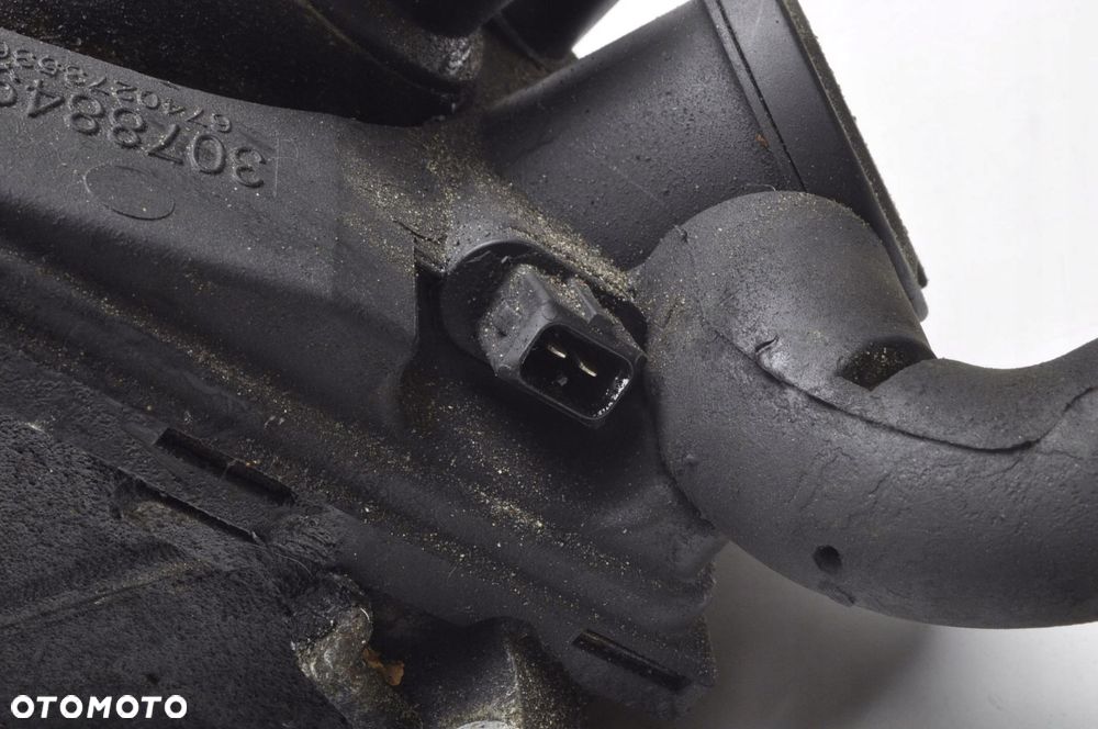 VOLVO S40 V50 2.4 B OBUDOWA FILTRA OLEJU 30788494 - 4