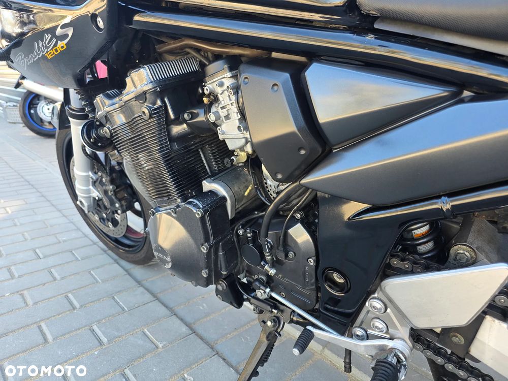 Suzuki Bandit - 21