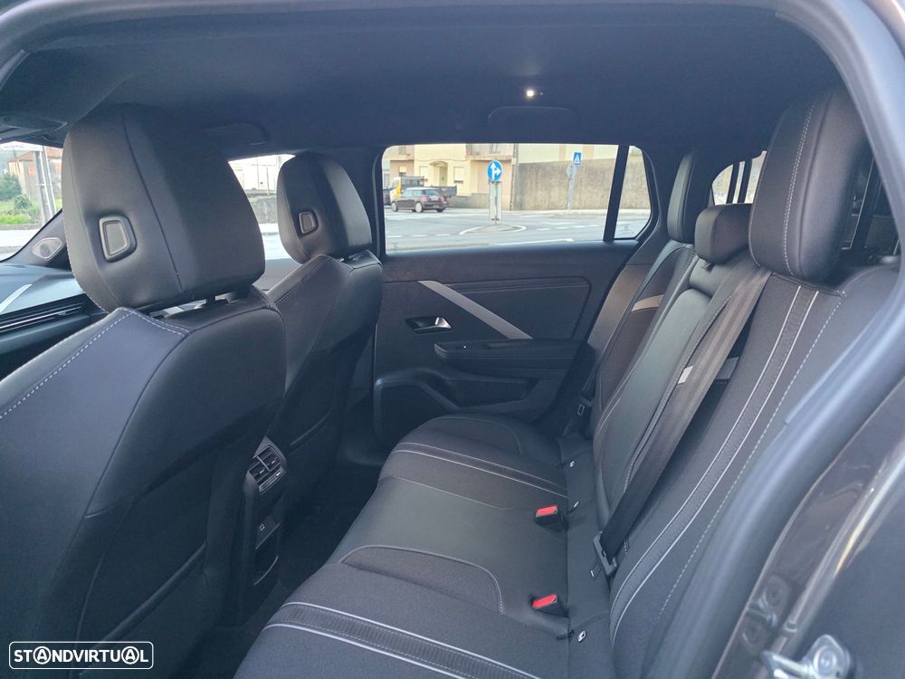 Opel Astra Sports Tourer - 21