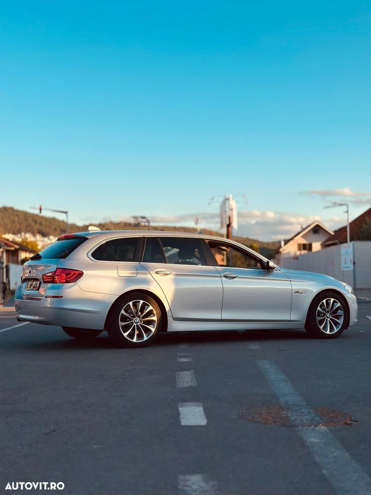 BMW Seria 5 520d xDrive Touring Aut. Luxury Line - 7