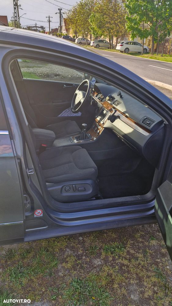 Volkswagen Passat 2.0 TDI Comfortline - 4