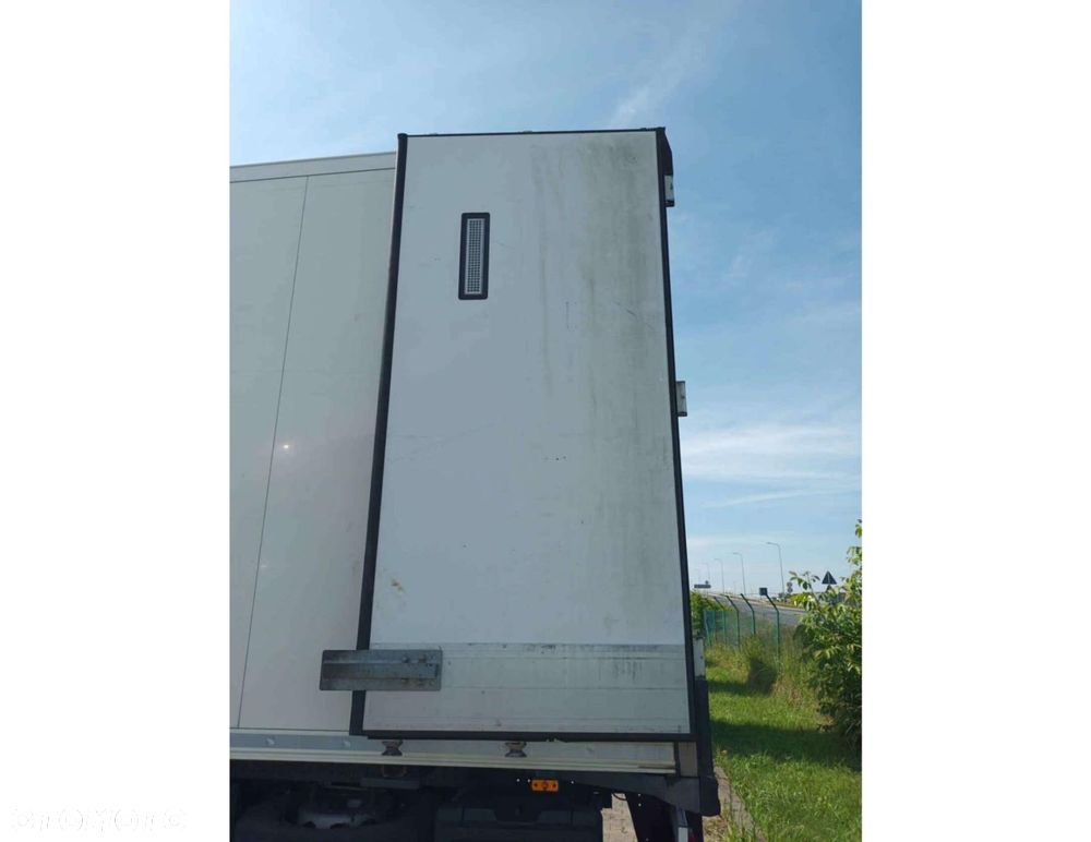 Schmitz Cargobull SKO FP 60 ThermoKing SLXi 300 - 8