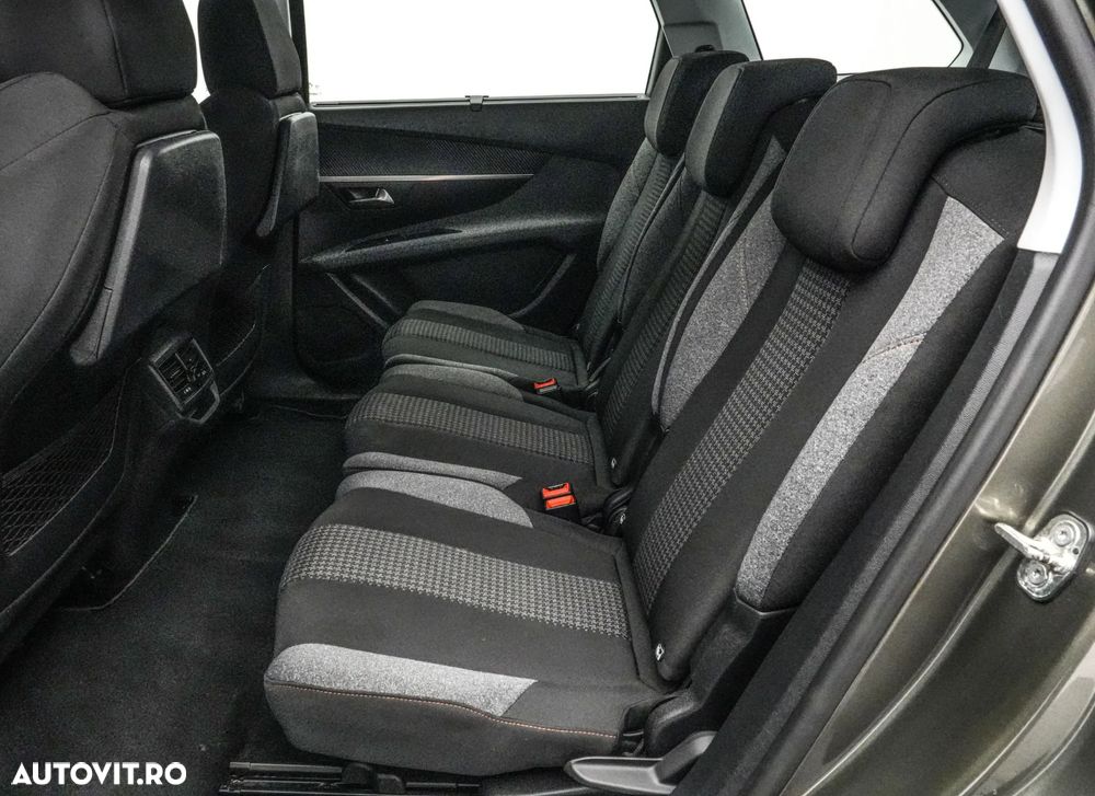 Peugeot 5008 PureTech 130 EAT8 Stop & Start Allure Business-Paket - 16