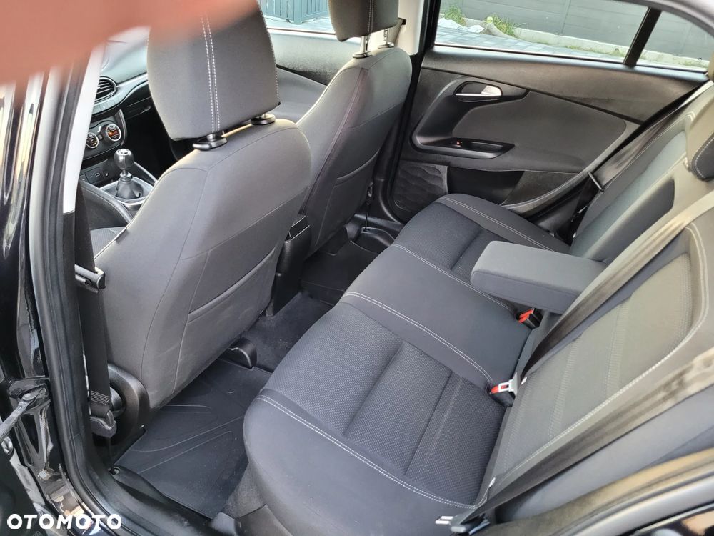 Fiat Tipo 1.4 T-Jet 16v Lounge EU6d - 6