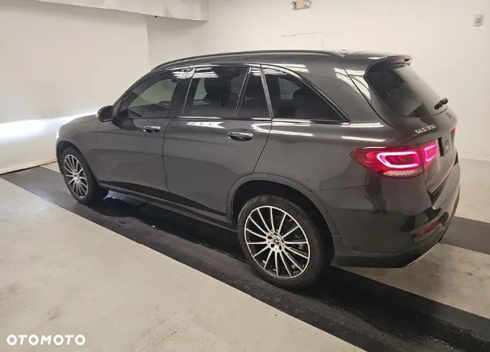 Mercedes-Benz GLC - 4