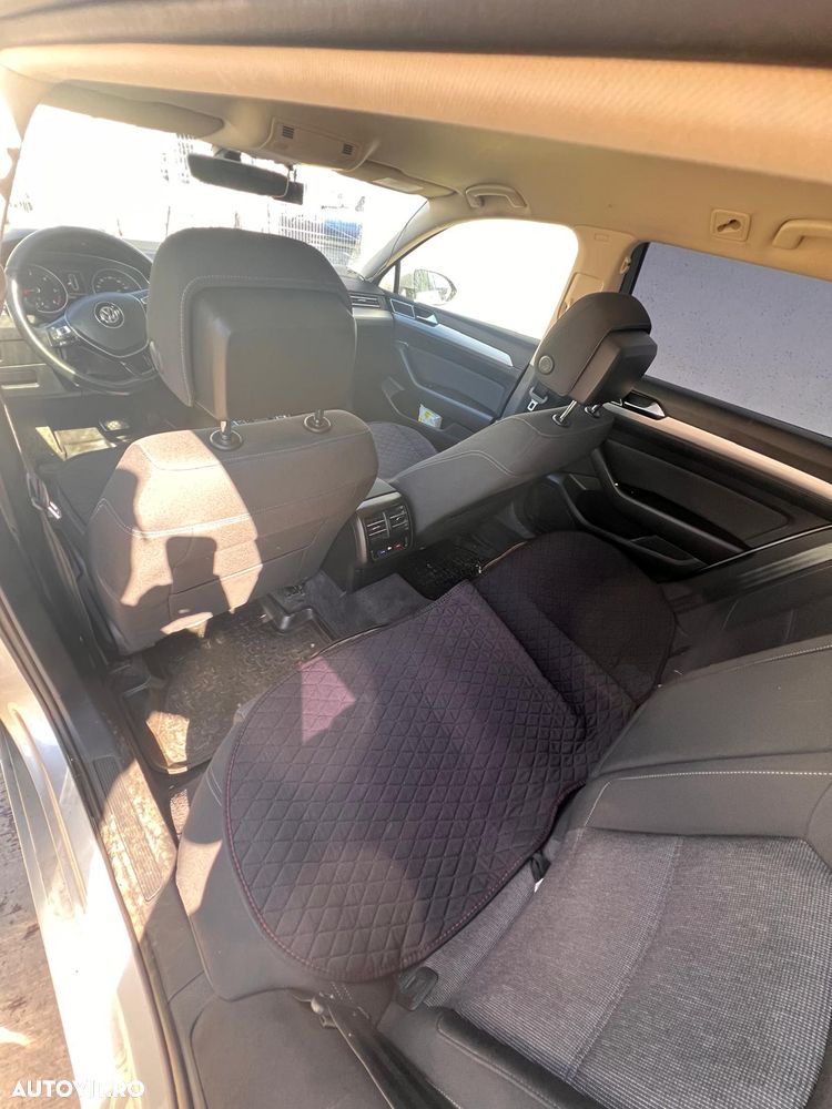 Volkswagen Passat 2.0 TDI DSG (BlueMotion Technology) Comfortline - 8