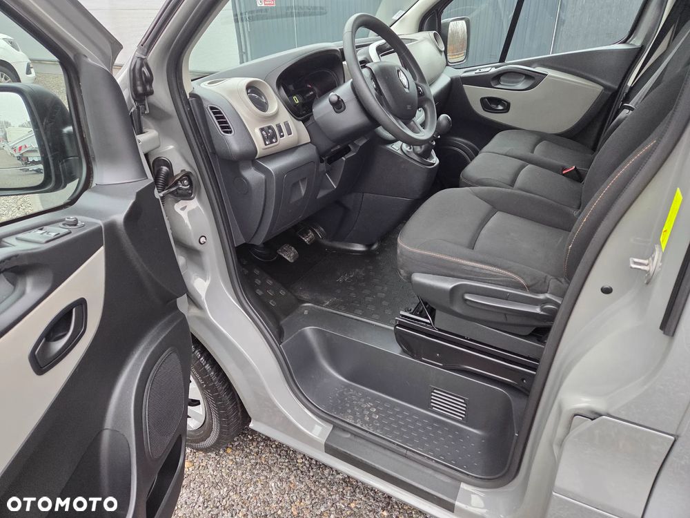 Renault Trafic - 17