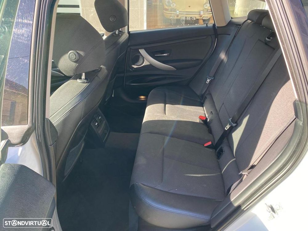 BMW 320 Gran Turismo d xDrive Sport-Aut. - 10