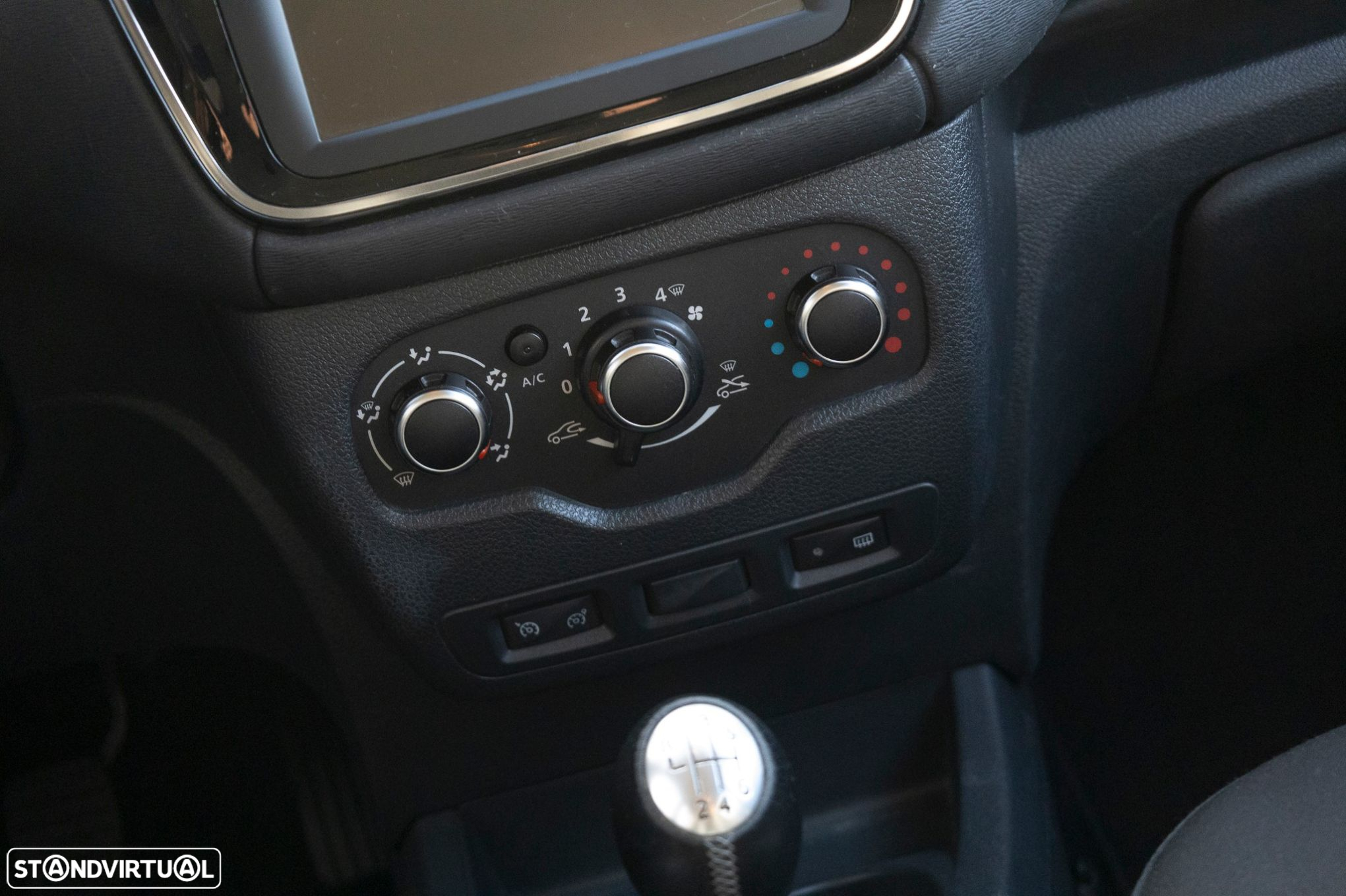 Dacia Lodgy 1.5 Blue dCi Stepway 7L - 18