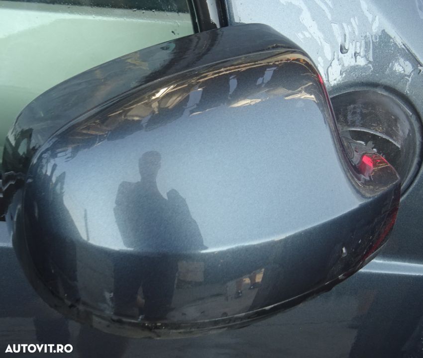 Oglinda dreapta Dacia Sandero din 2009 volan pe stanga - 1