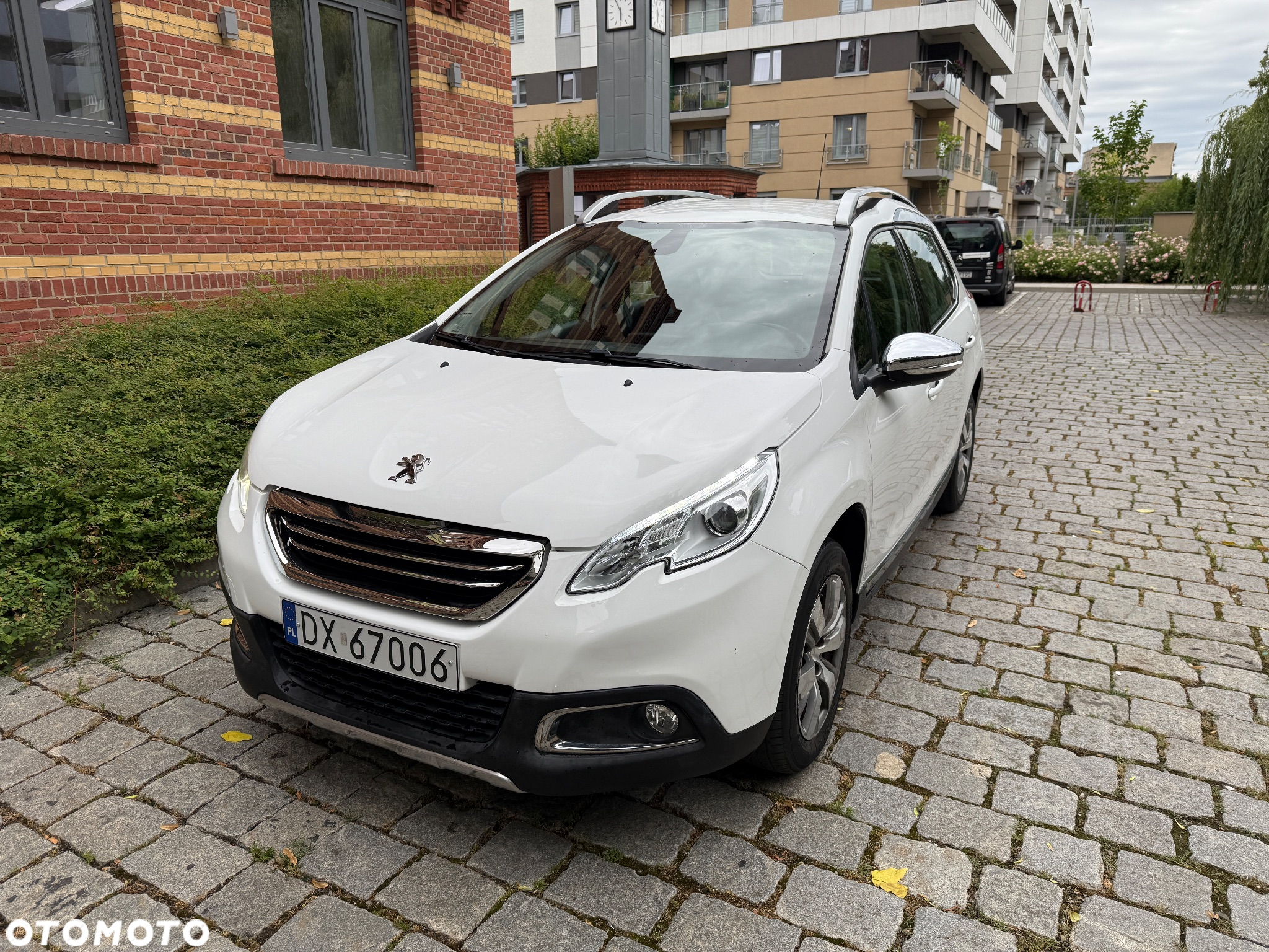 Peugeot 2008 1.6 BlueHDi Allure - 5