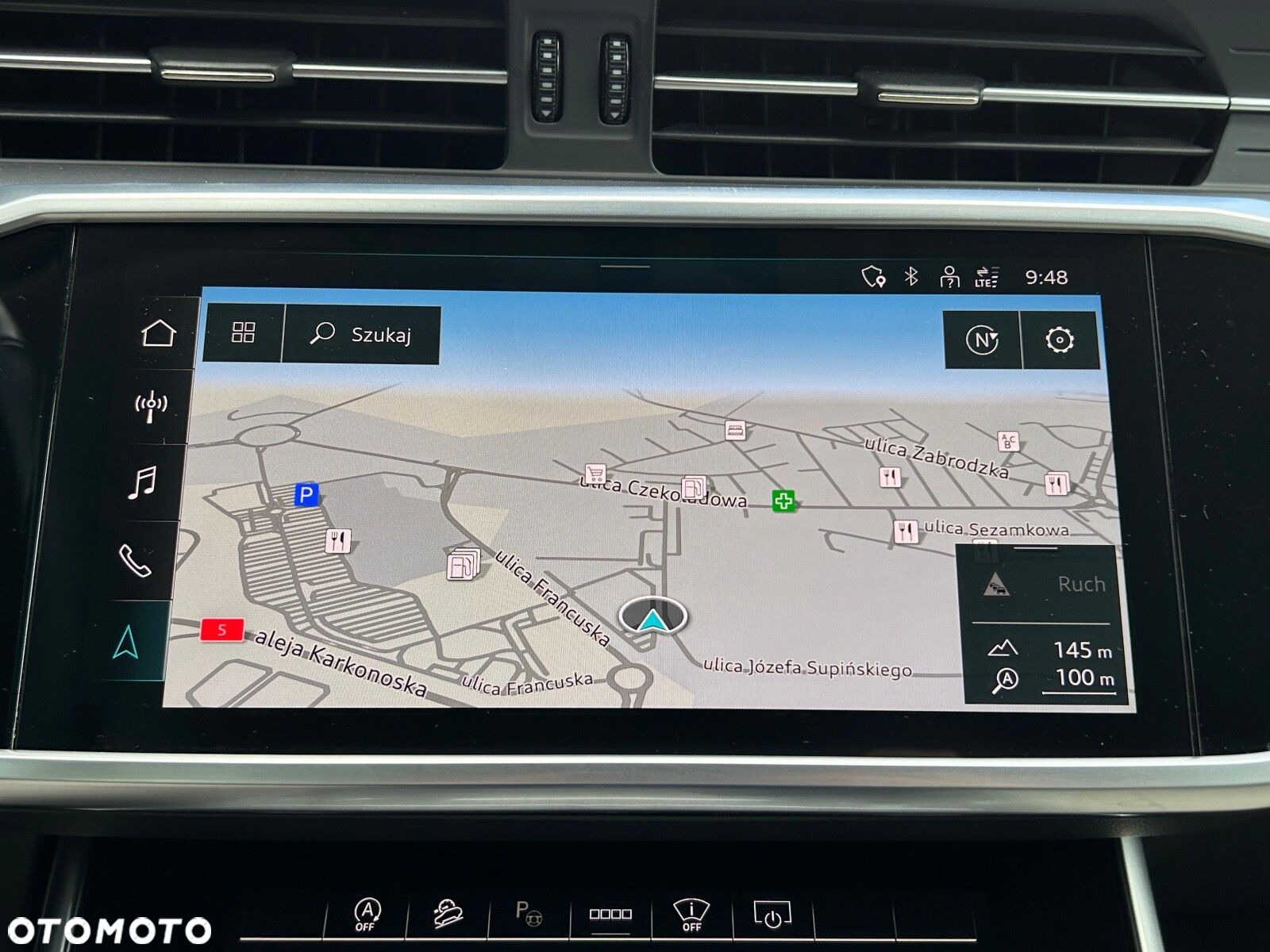 Audi A6 Allroad - 28