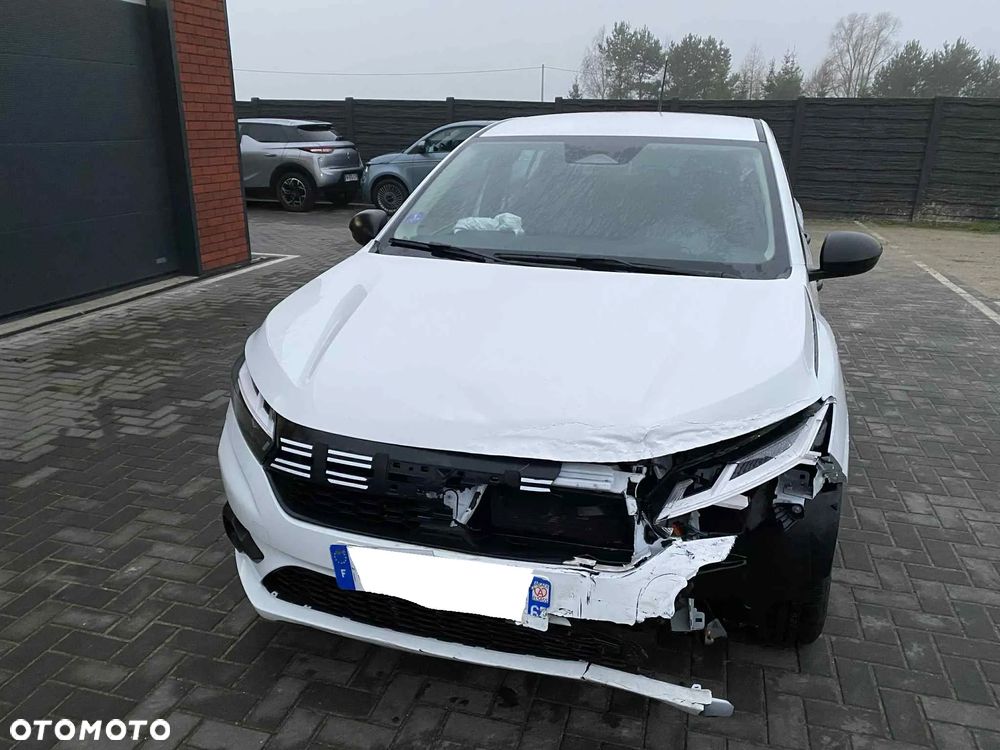 Dacia Sandero SCe 65 Essential - 25