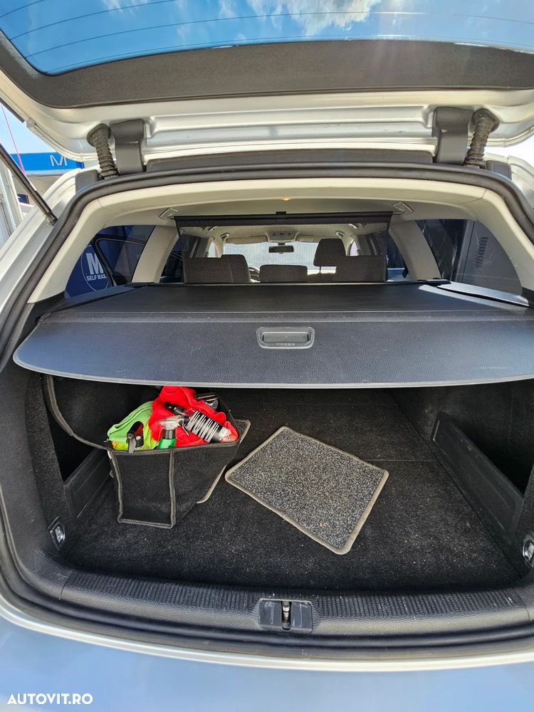 Volkswagen Passat - 18