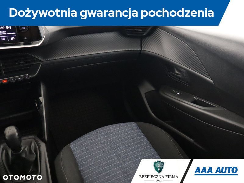 Peugeot 208 - 10