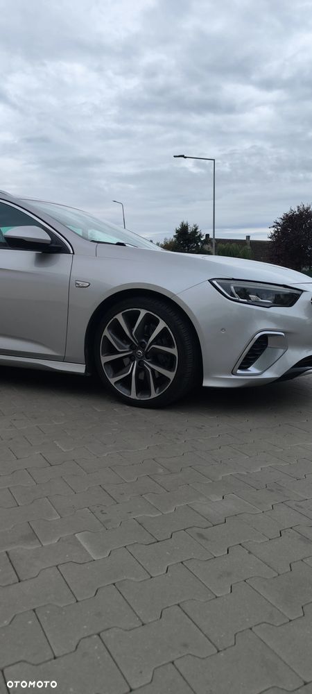 Opel Insignia 2.0 CDTI 4x4 GSi S&S - 23