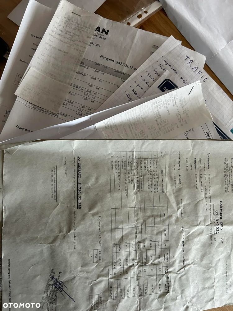 Renault Trafic Passenger Authentique - 12