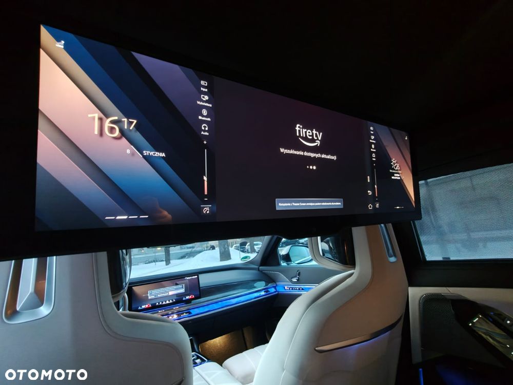 BMW i7 xDrive60 - 18