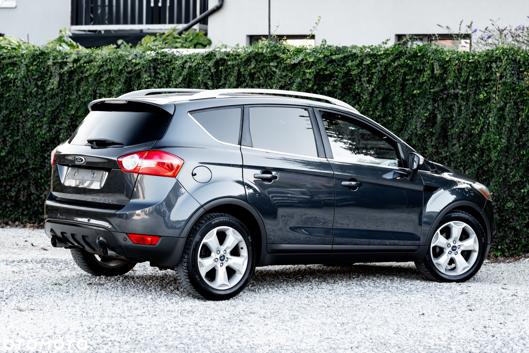 Ford Kuga 2.5 Titanium - 16