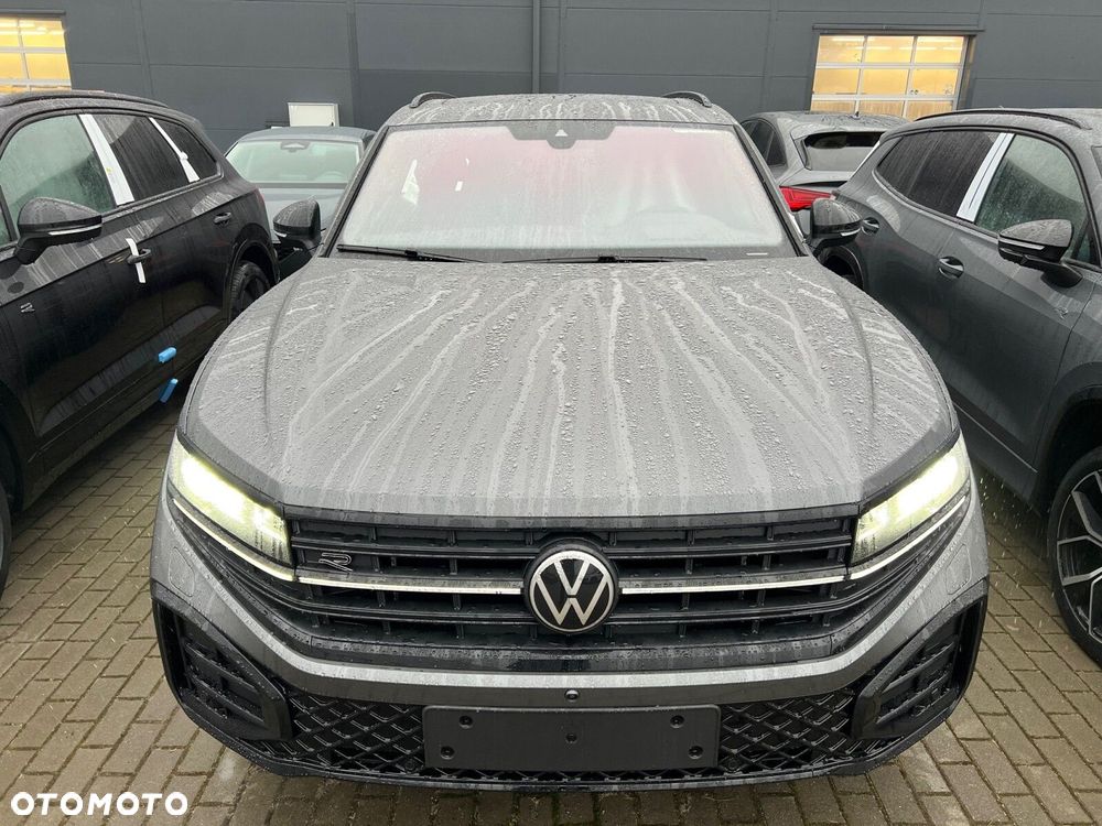 Volkswagen Touareg 3.0 V6 TDI 4Motion R-Line - 2